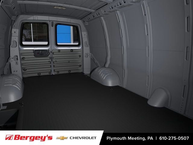 2025 Chevrolet Express Cargo Work Van - Photo 19
