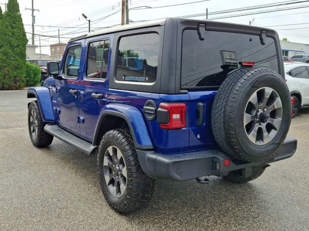Used 2018 Jeep Wrangler Unlimited Sahara 4x4 SUV