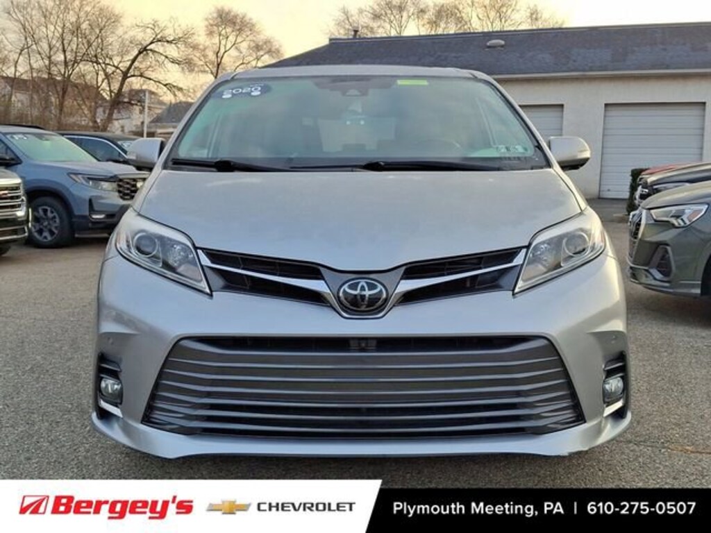 Used 2020 Toyota Sienna XLE