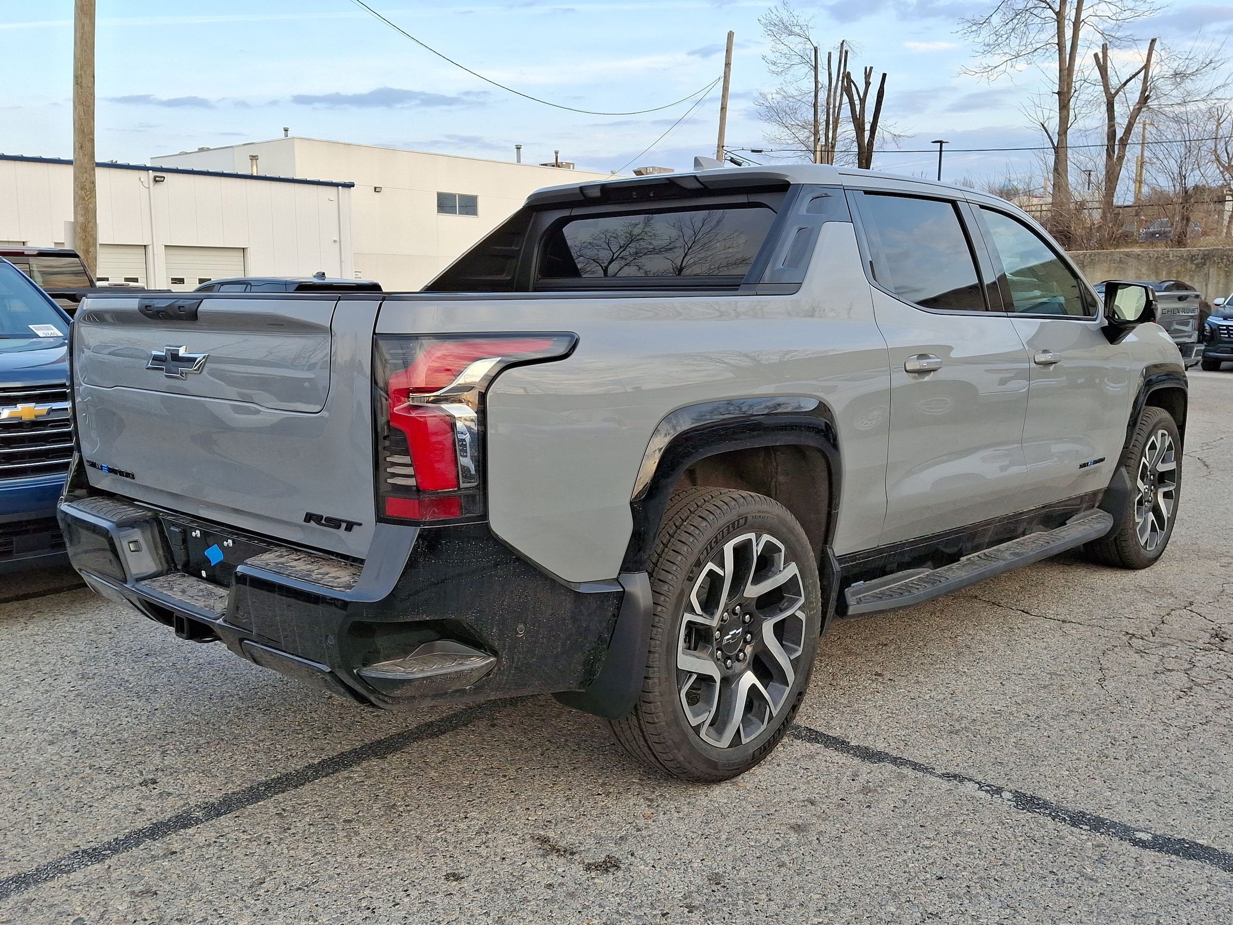 2025 Chevrolet Silverado EV RST - Photo 44