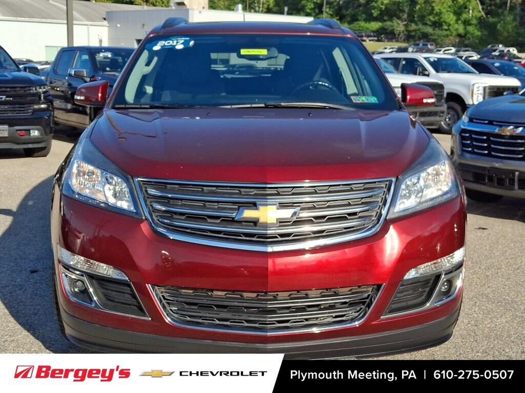 Used 2017 Chevrolet Traverse LT SUV
