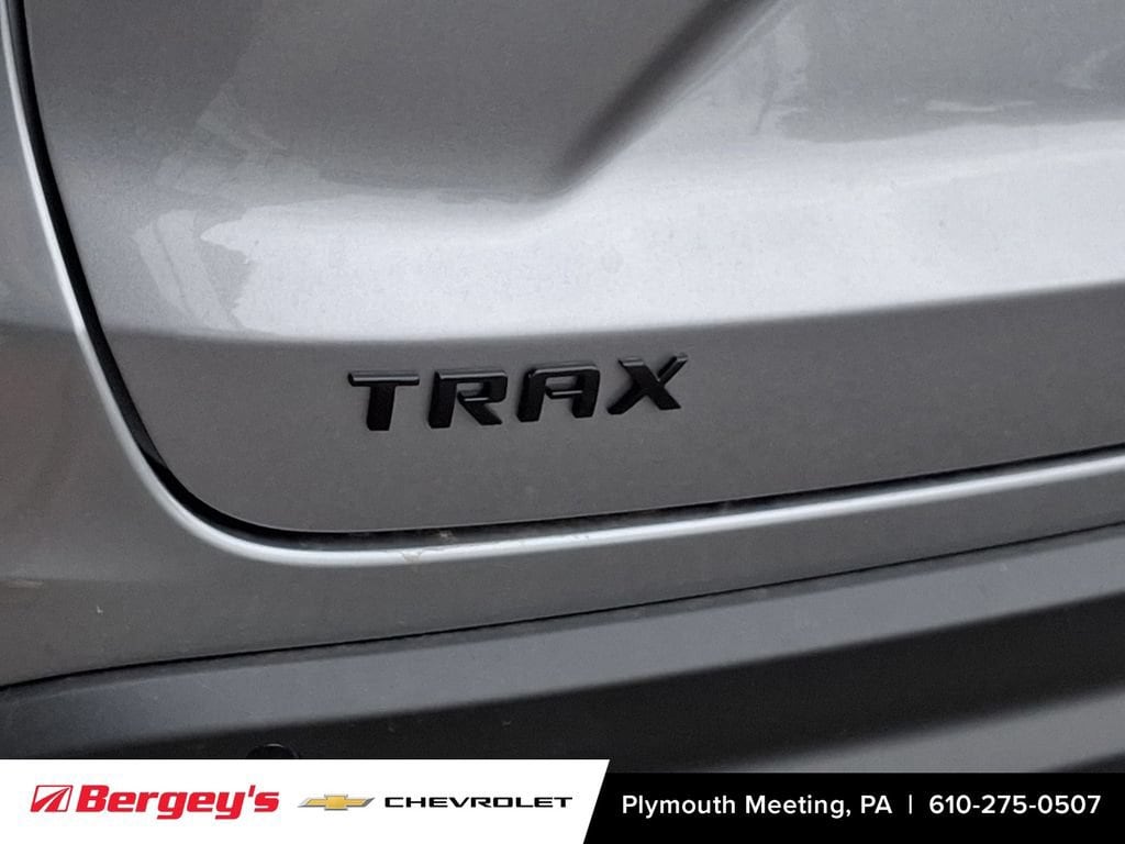 2026 Chevrolet Trax LT - Photo 18
