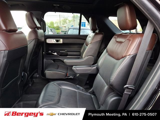 2022 Ford Explorer Platinum - Photo 12