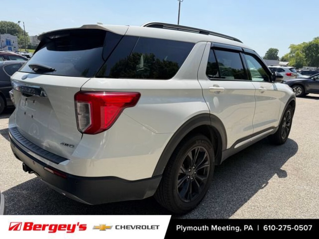 Used 2024 Ford Explorer XLT SUV