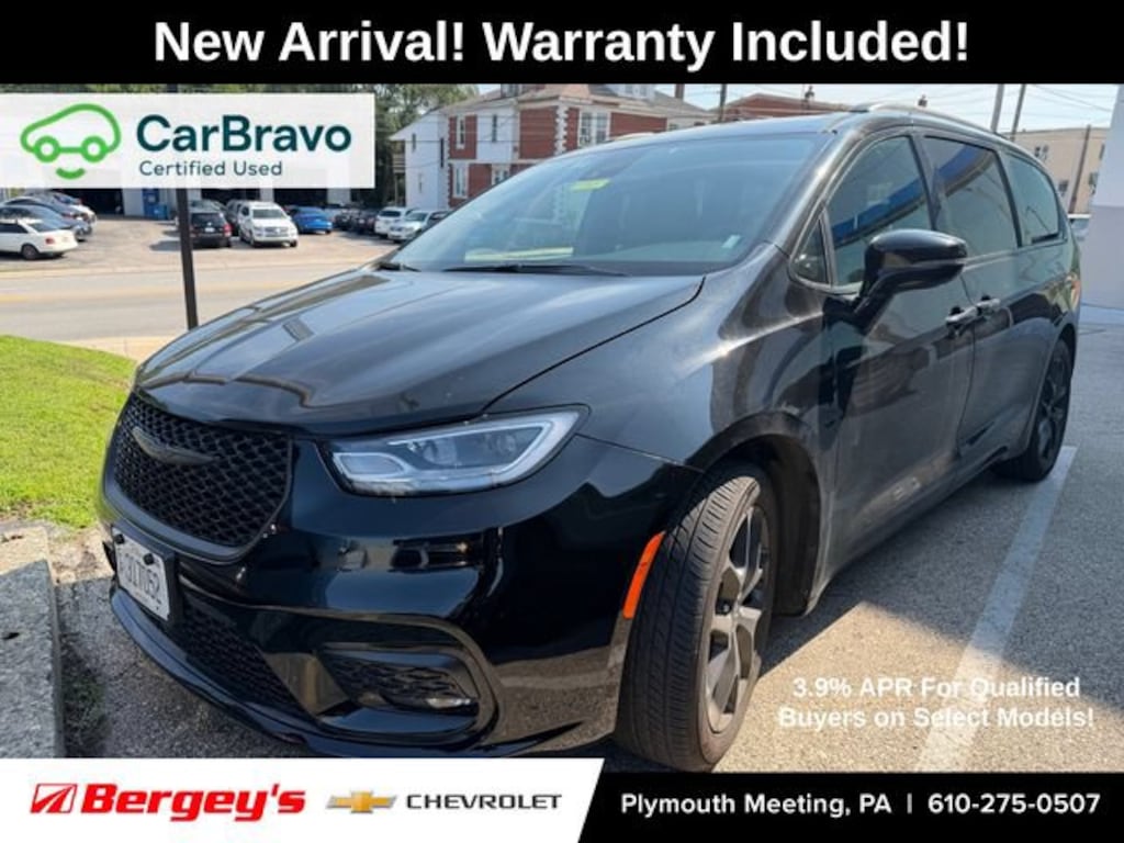 Used 2026 Chrysler Pacifica Limited
