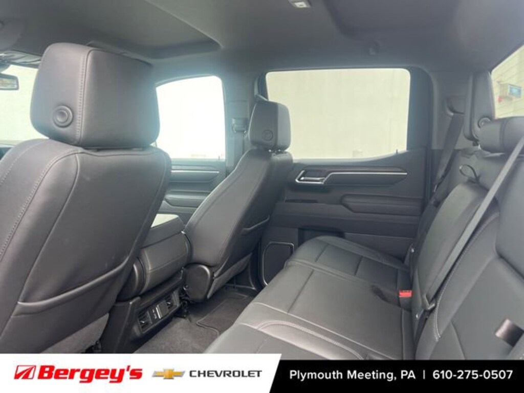 Used 2025 GMC Sierra 1500 SLT Truck