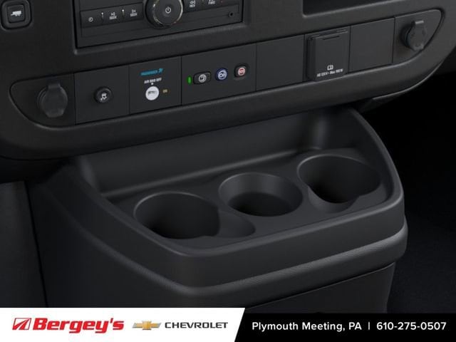 2025 Chevrolet Express Cargo Work Van - Photo 25