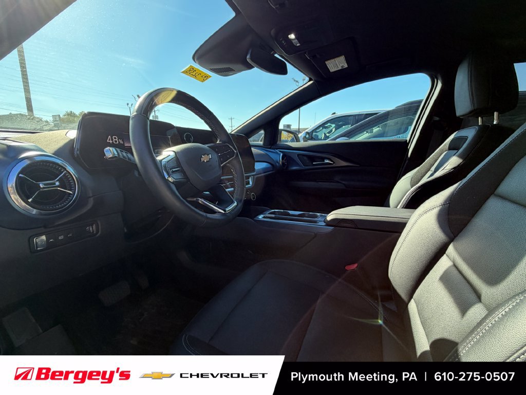 Used 2024 Chevrolet Equinox EV 2LT SUV