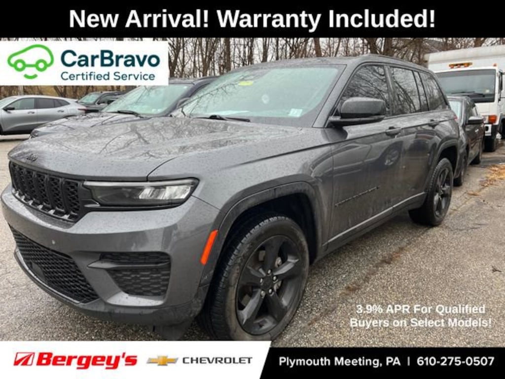 Used 2022 Jeep Grand Cherokee Altitude 4x4 SUV