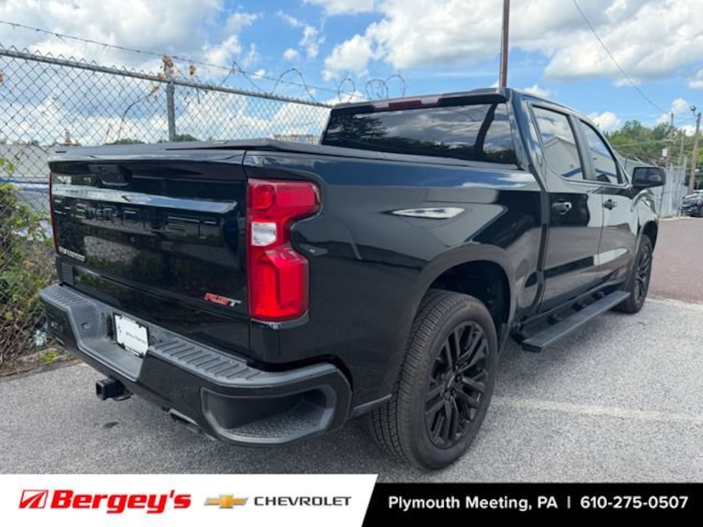 Used 2021 Chevrolet Silverado 1500 RST Truck