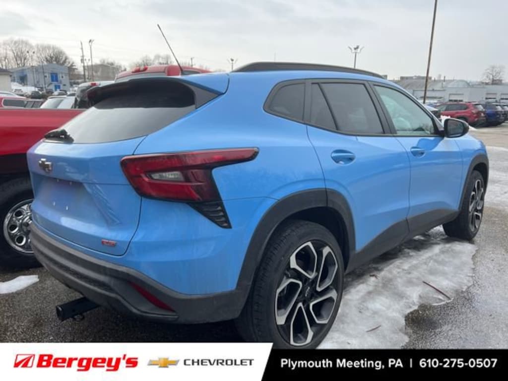 Used 2024 Chevrolet Trax 2RS SUV