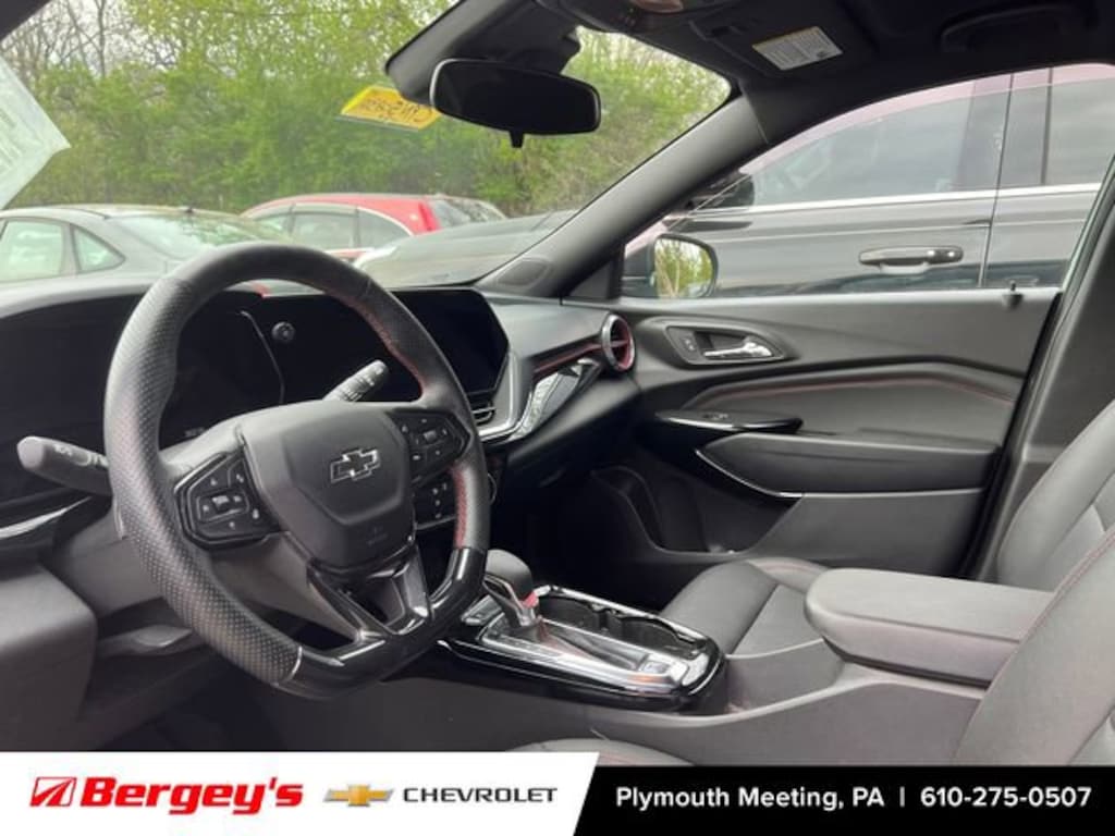 Used 2024 Chevrolet Trax 2RS SUV