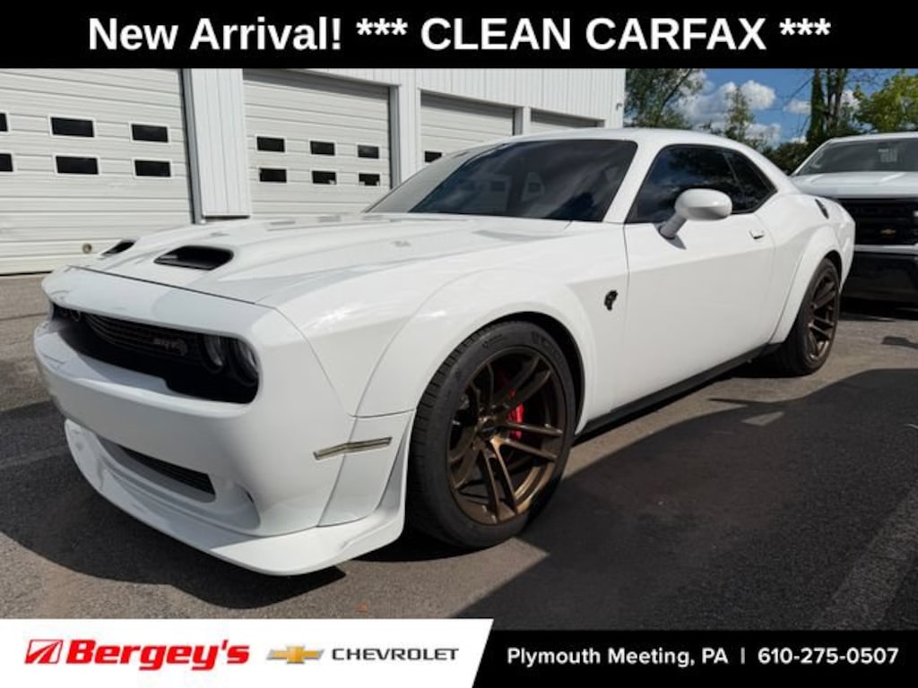 Used 2016 Dodge Challenger SRT Hellcat Coupe