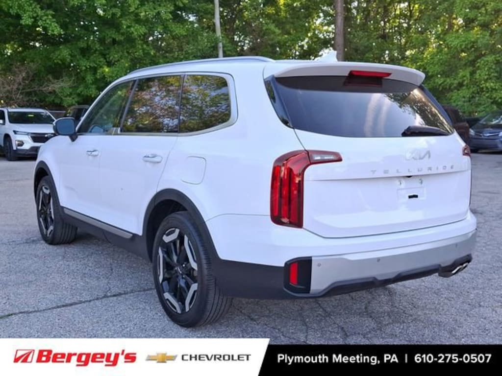 Used 2024 Kia Telluride S SUV