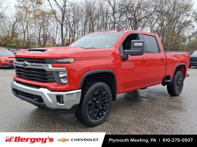 2025 Chevrolet Silverado 2500HD LT photo 3