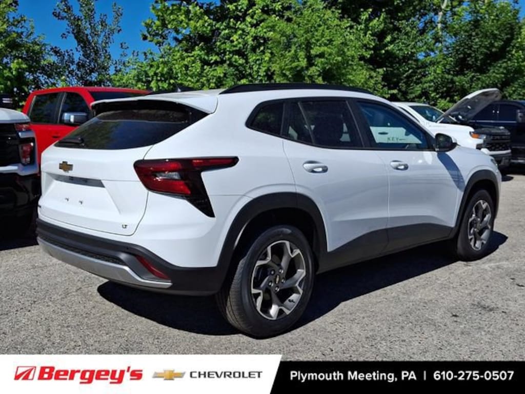 New 2026 Chevrolet Trax LT SUV