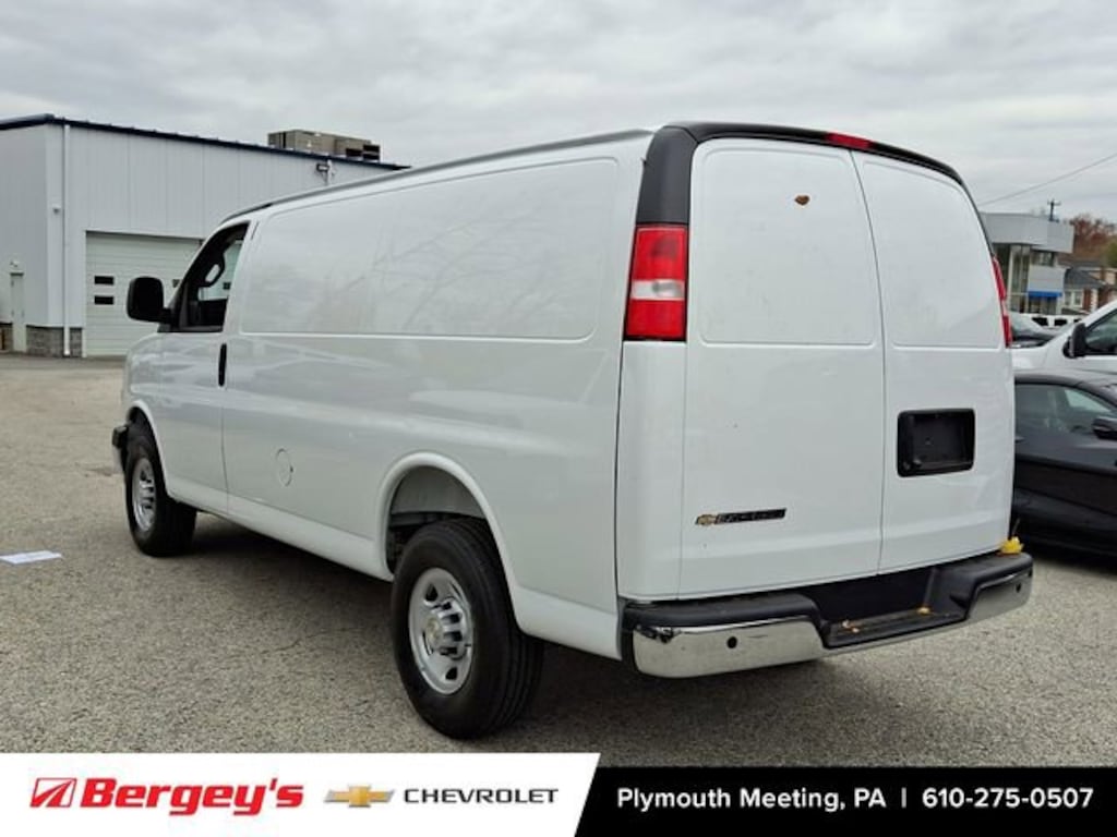 New 2025 Chevrolet Express Cargo 3500 WT Van