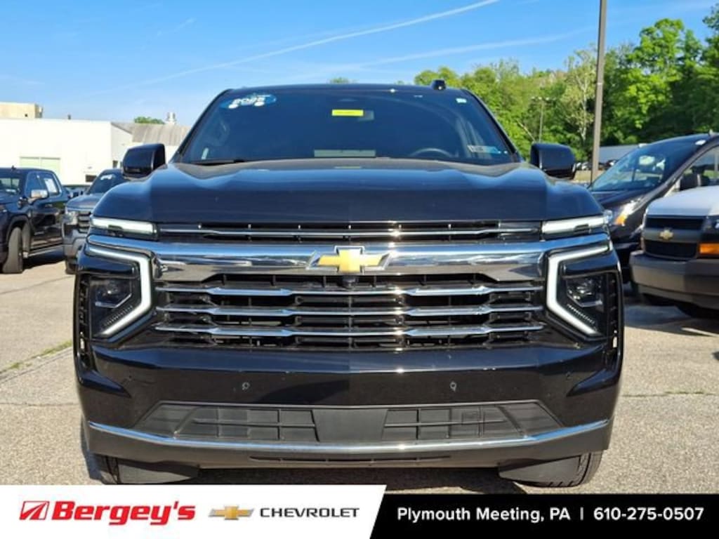 Used 2025 Chevrolet Suburban LT SUV