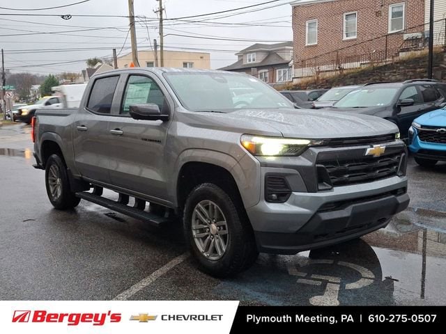 2026 Chevrolet Colorado LT - Photo 2