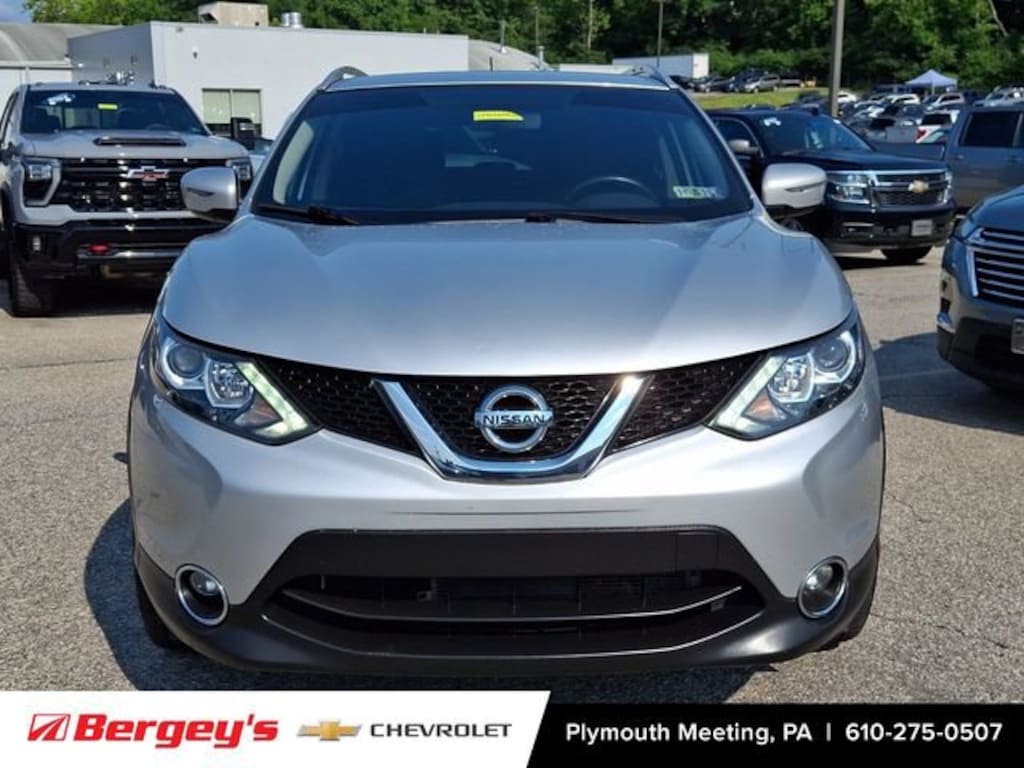 Used 2017 Nissan Rogue Sport SV SUV