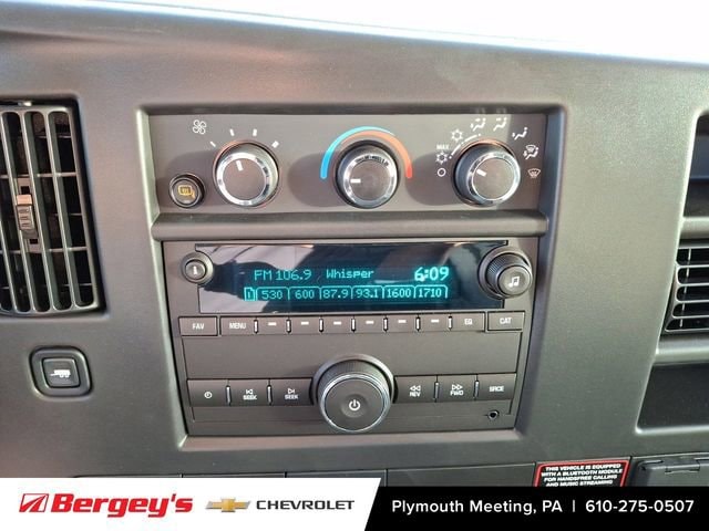 2025 Chevrolet Express Cargo Work Van - Photo 11