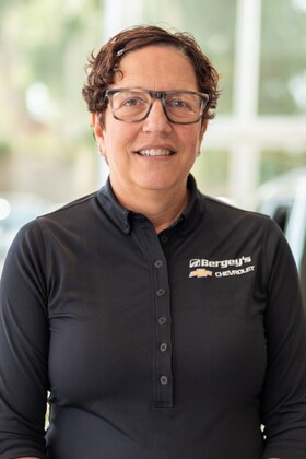 Staff member Maria Marshall from ID_57acdb