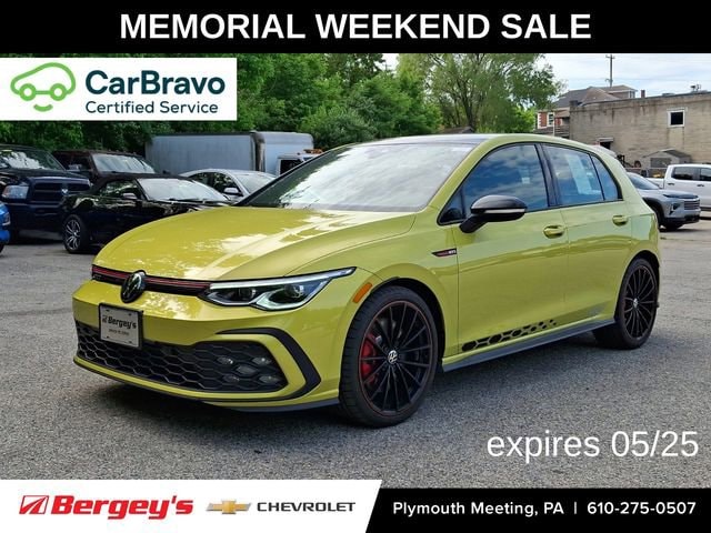 2023 Volkswagen Golf GTI 2.0T 40TH Anniversary Edition 4-door DSG's photo