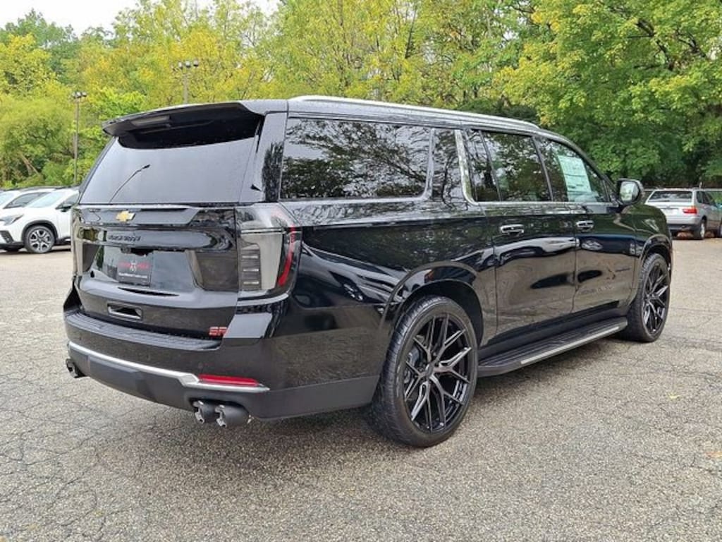 New 2025 Chevrolet Suburban Premier SUV