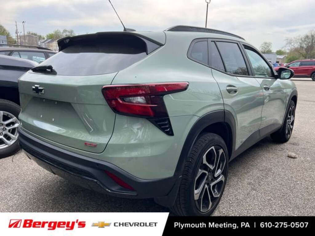 Used 2024 Chevrolet Trax 2RS SUV
