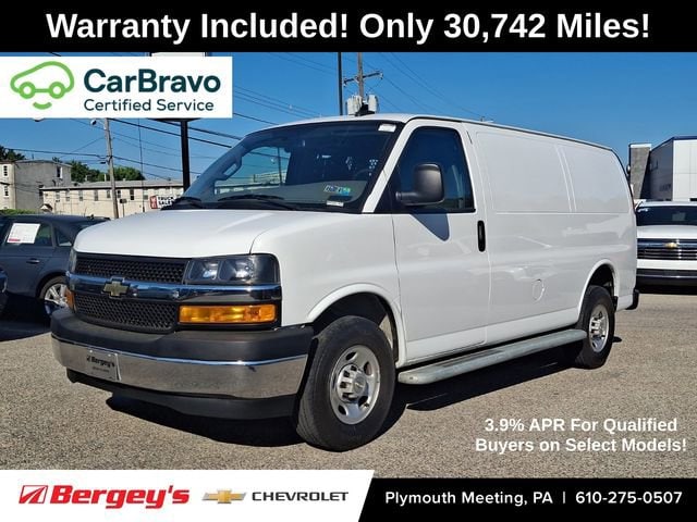 2023 Chevrolet Express 2500 Work Van HD's photo