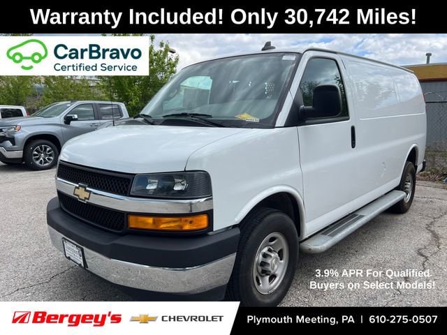 2023 Chevrolet Express 2500 Work Van HD's photo