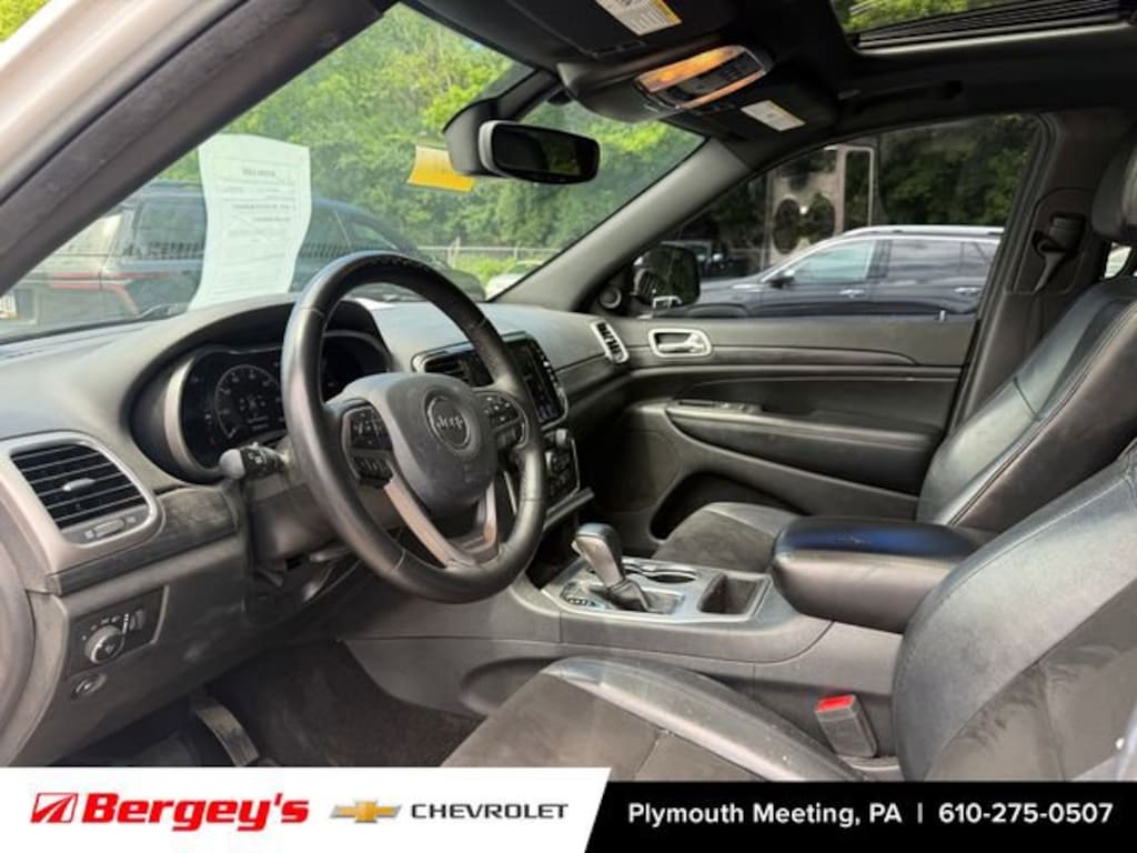 Used 2019 Jeep Grand Cherokee Altitude 4x4 SUV