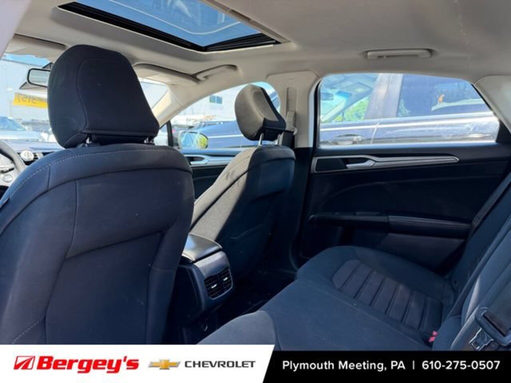 Used 2020 Ford Fusion SE Sedan