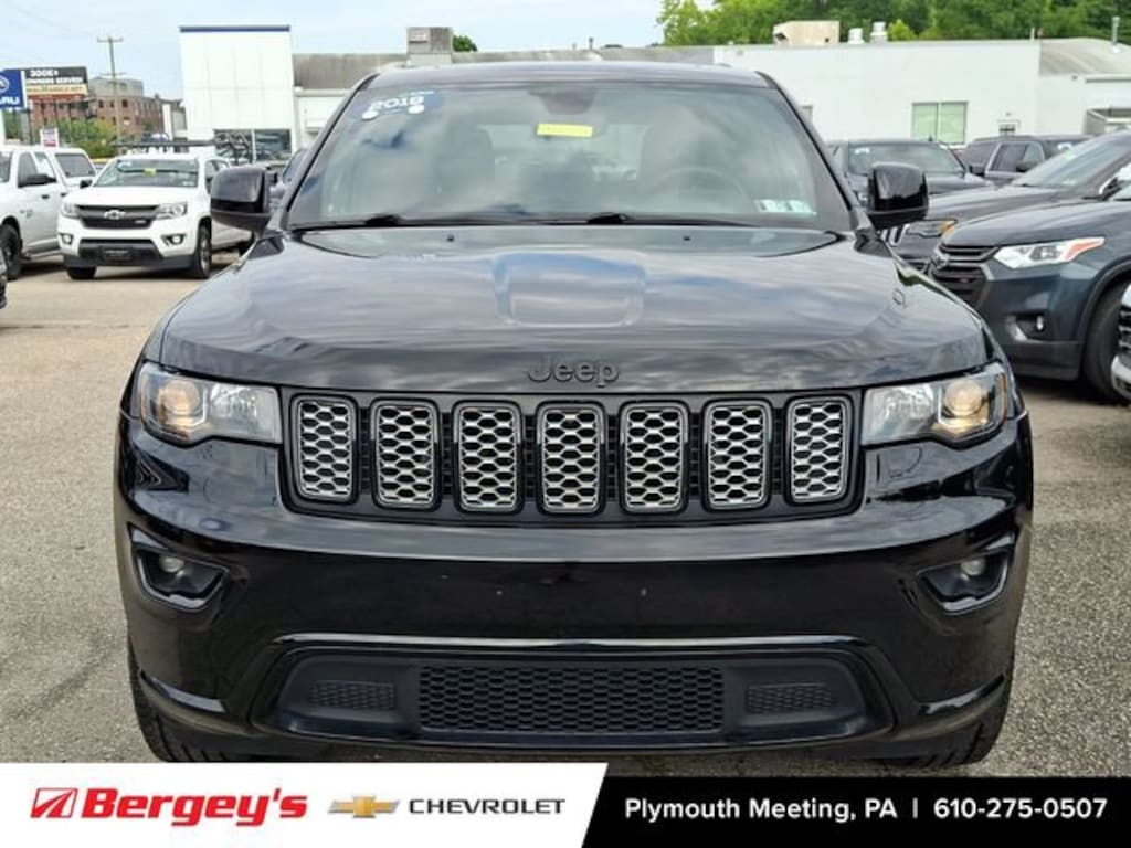 Used 2019 Jeep Grand Cherokee Altitude 4x4 SUV