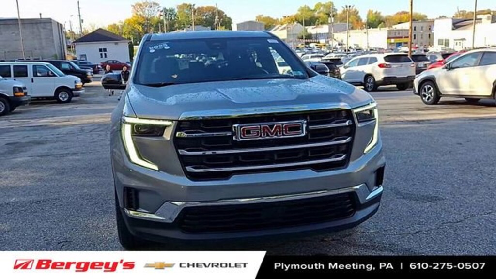 Used 2025 GMC Acadia Elevation SUV