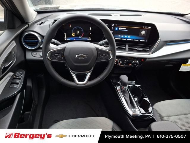 2026 Chevrolet Trax LT - Photo 7
