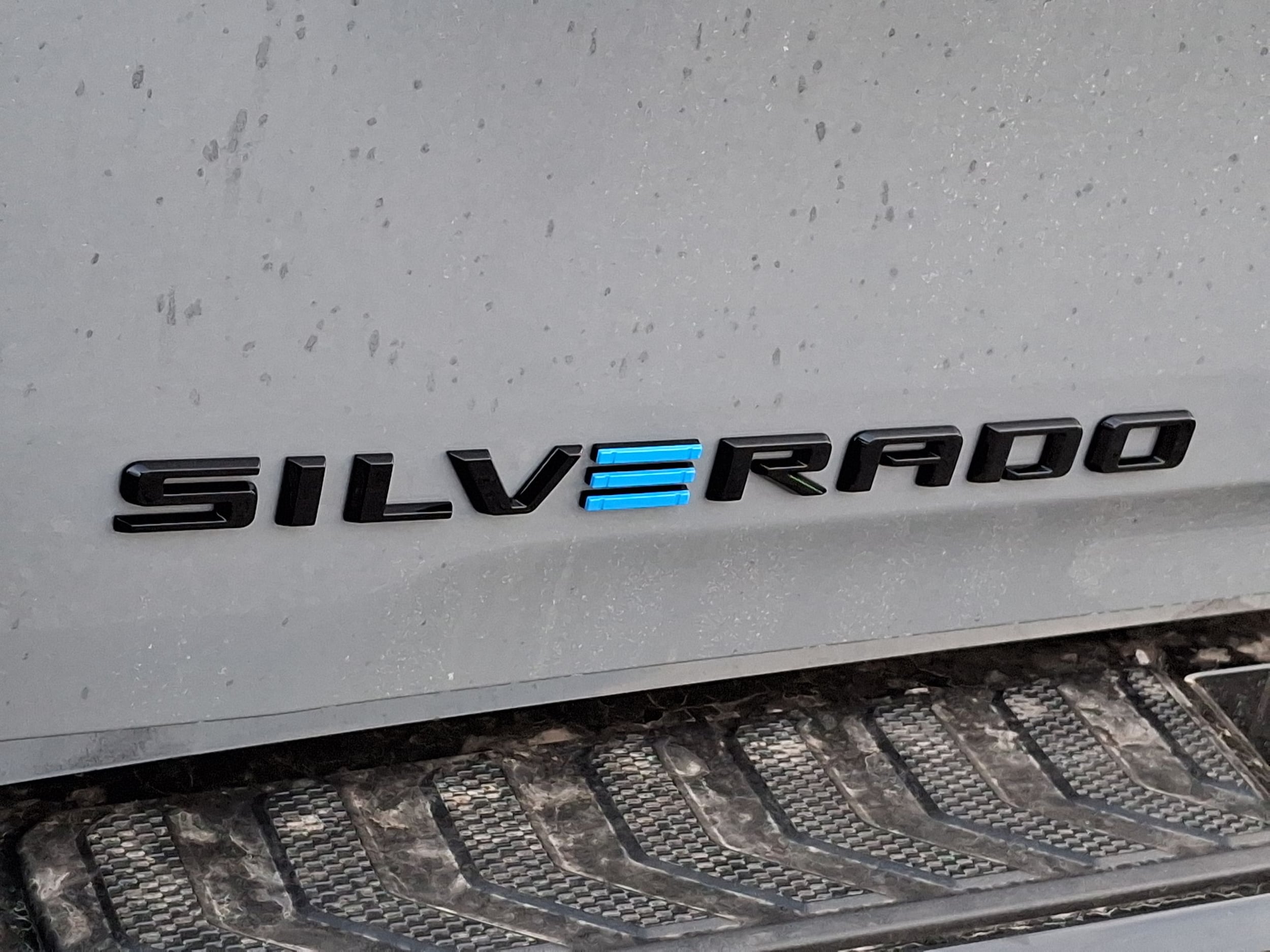 2025 Chevrolet Silverado EV RST - Photo 52