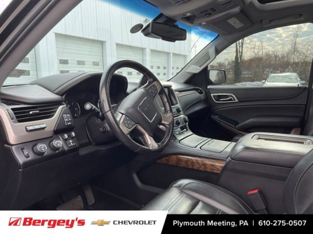 Used 2020 GMC Yukon XL Denali SUV