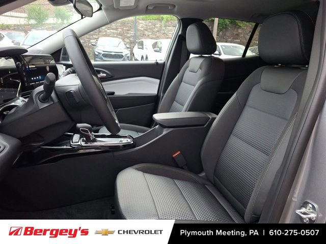 2026 Chevrolet Trax LT - Photo 9
