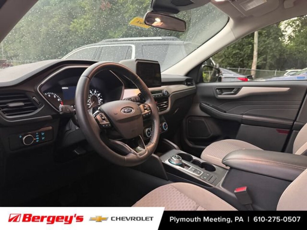 Used 2022 Ford Escape SE SUV