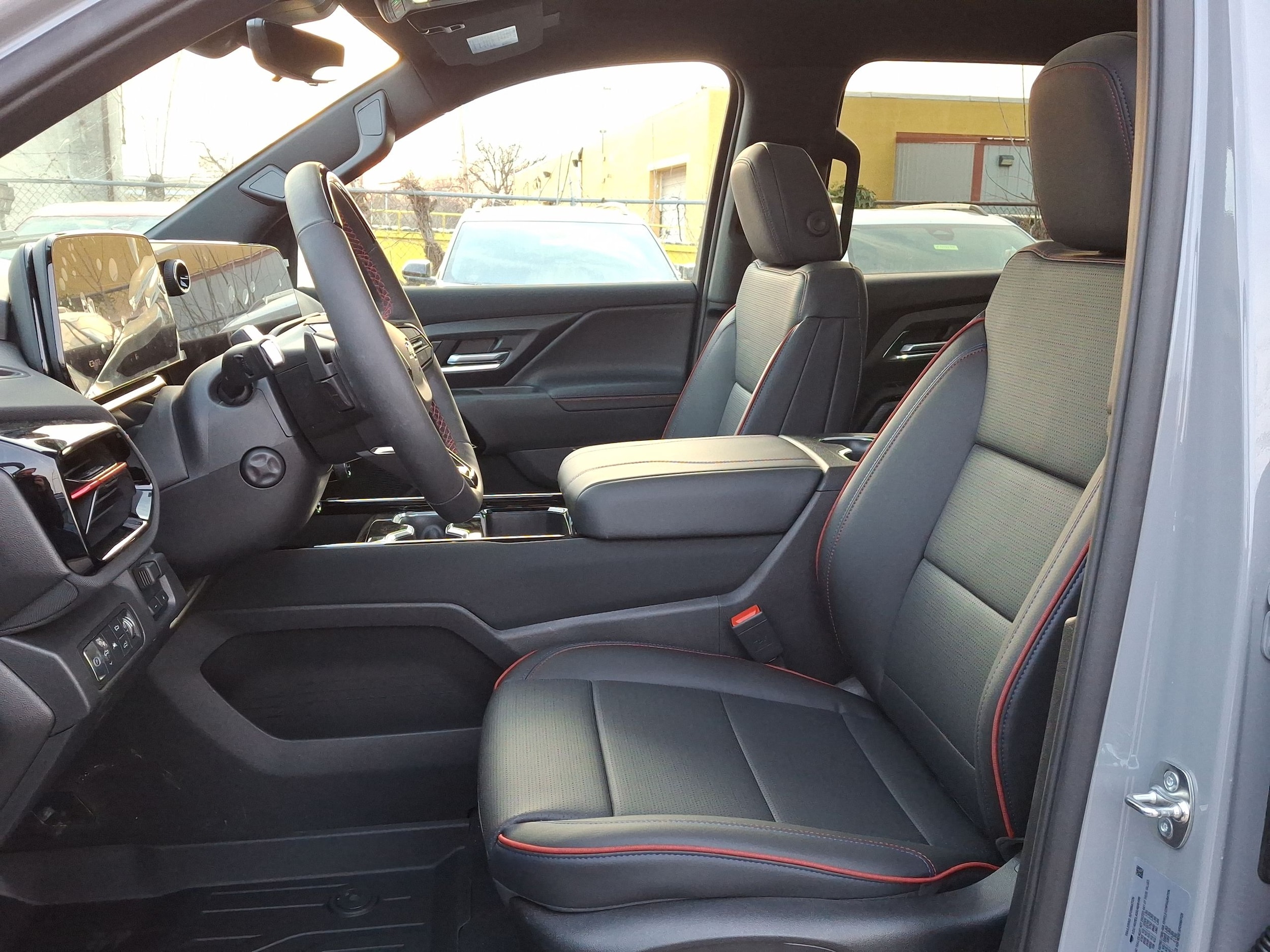 2025 Chevrolet Silverado EV RST - Photo 47