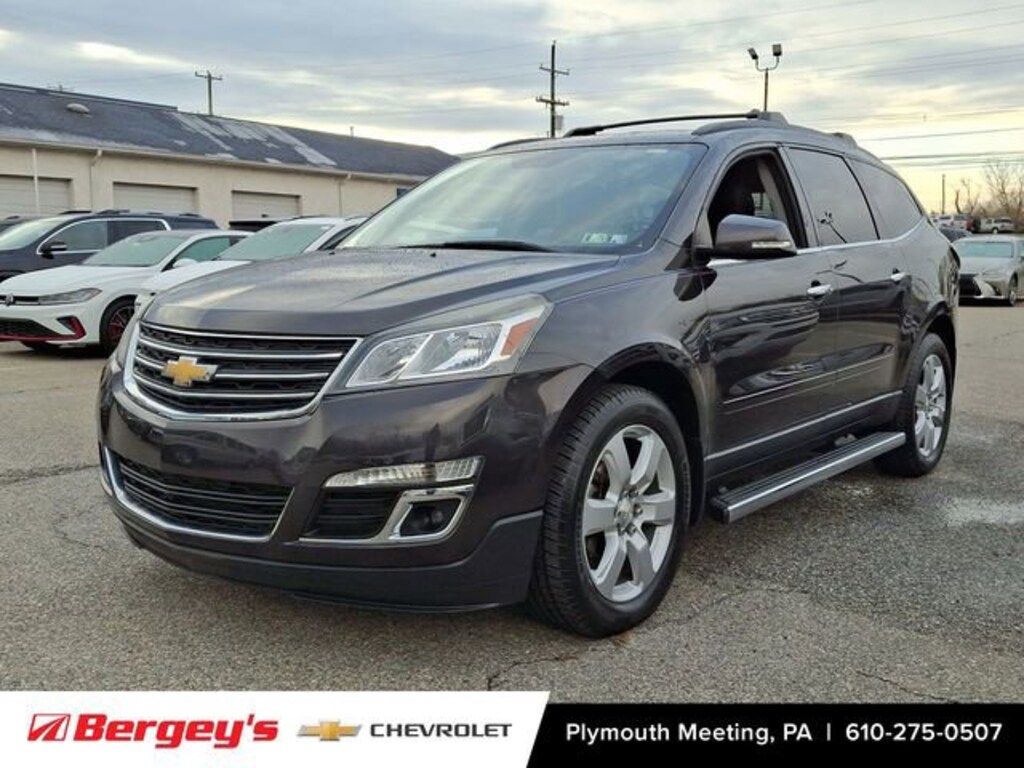 Used 2017 Chevrolet Traverse LT SUV