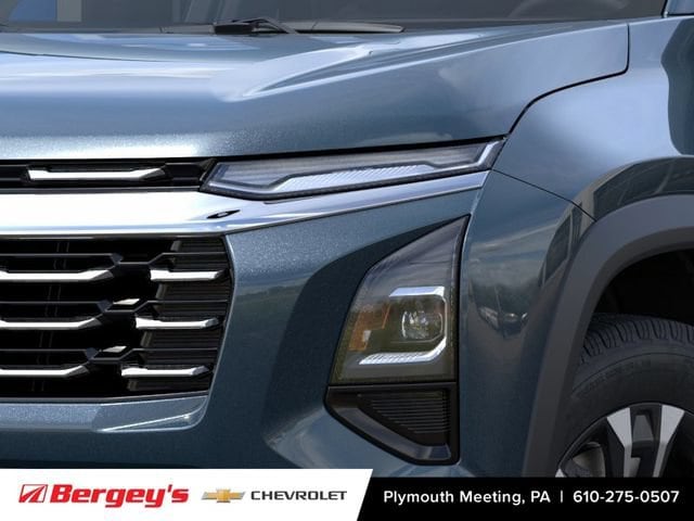 2027 Chevrolet Equinox LT - Photo 11