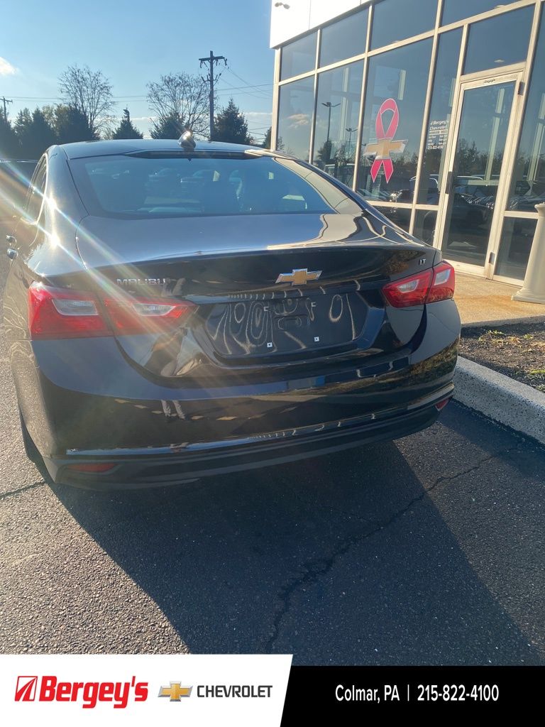 2024 Chevrolet Malibu 1LT photo 4