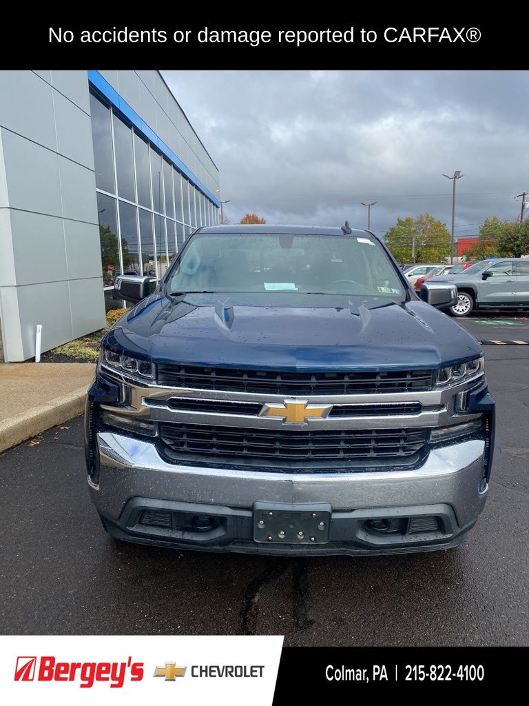2019 Chevrolet Silverado 1500 LT photo 2