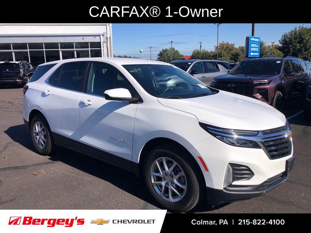 2022 Chevrolet Equinox LT photo 3