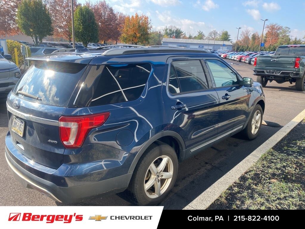 Certified 2017 Ford Explorer XLT SUV