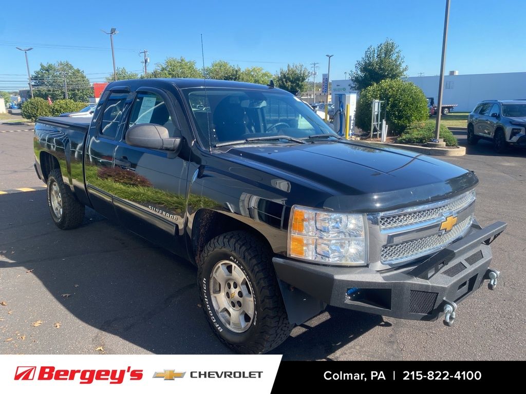 2013 Chevrolet Silverado 1500 LT photo 2