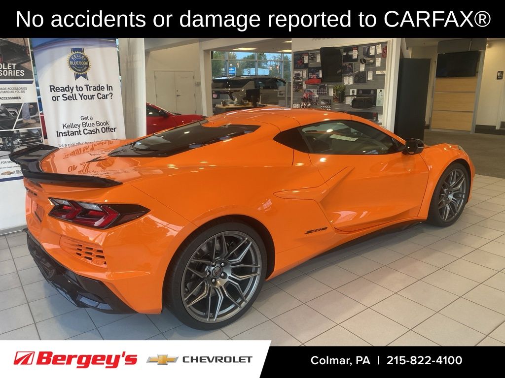 2024 Chevrolet Corvette Z06 3LZ photo 2