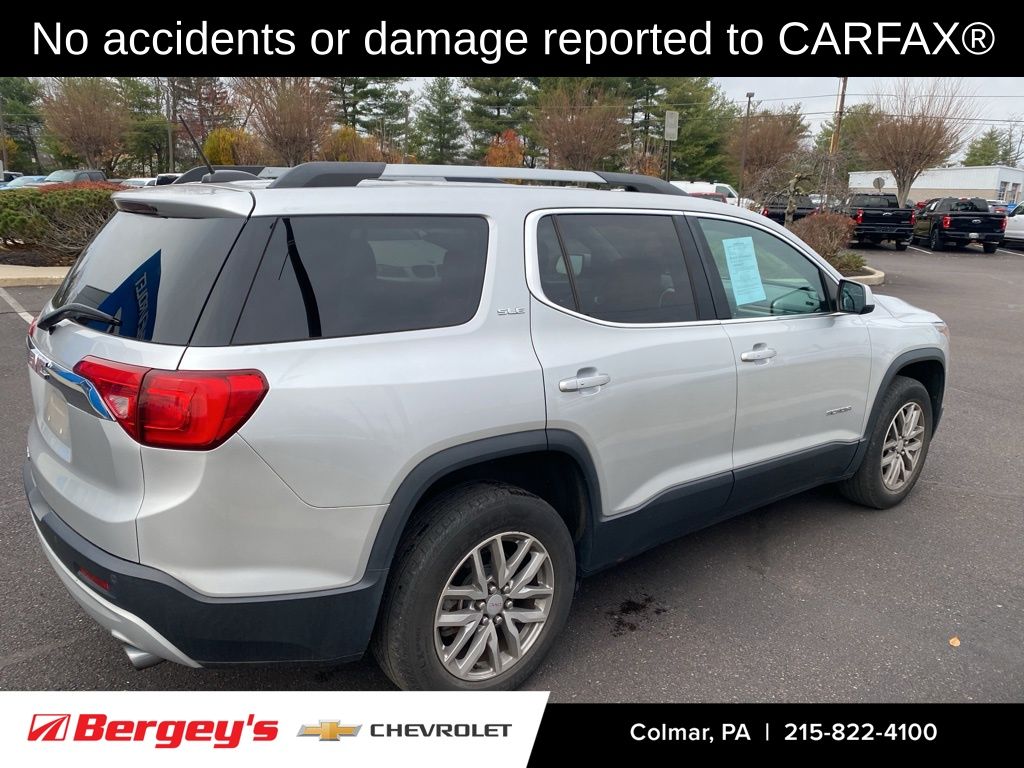 2017 Gmc Acadia Base photo 2